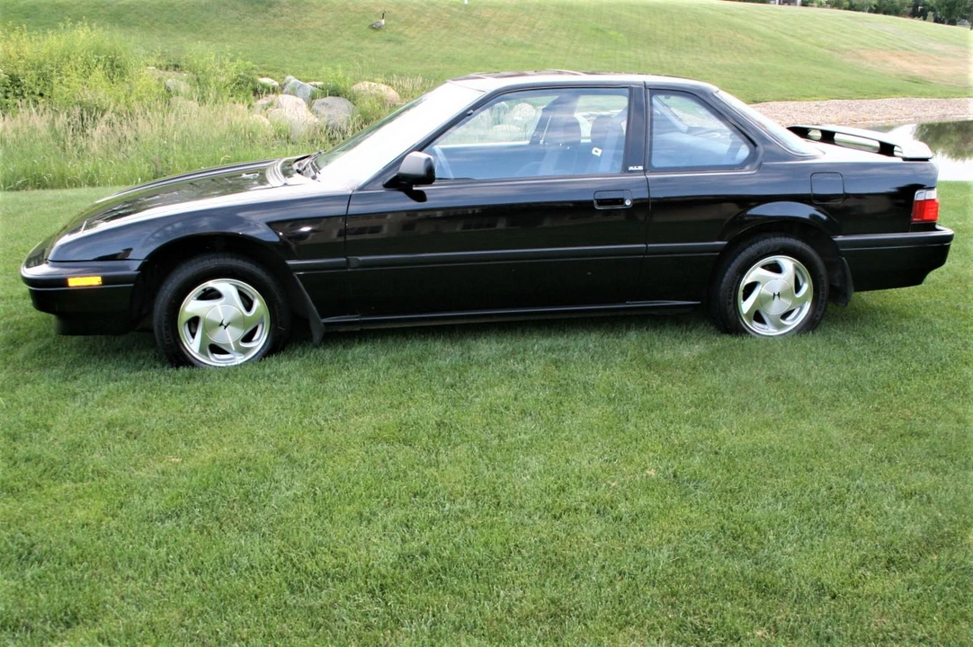 1990 Honda Prelude 3rd Gen - Image 11 of 31