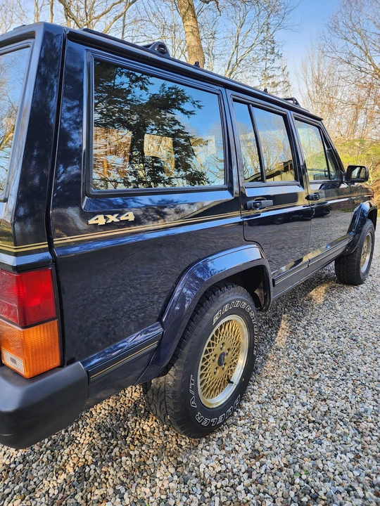 1990 Jeep XJ Cherokee - Image 28 of 31