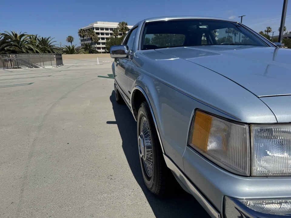 1990 Lincoln Continental Mark VII - Image 24 of 31