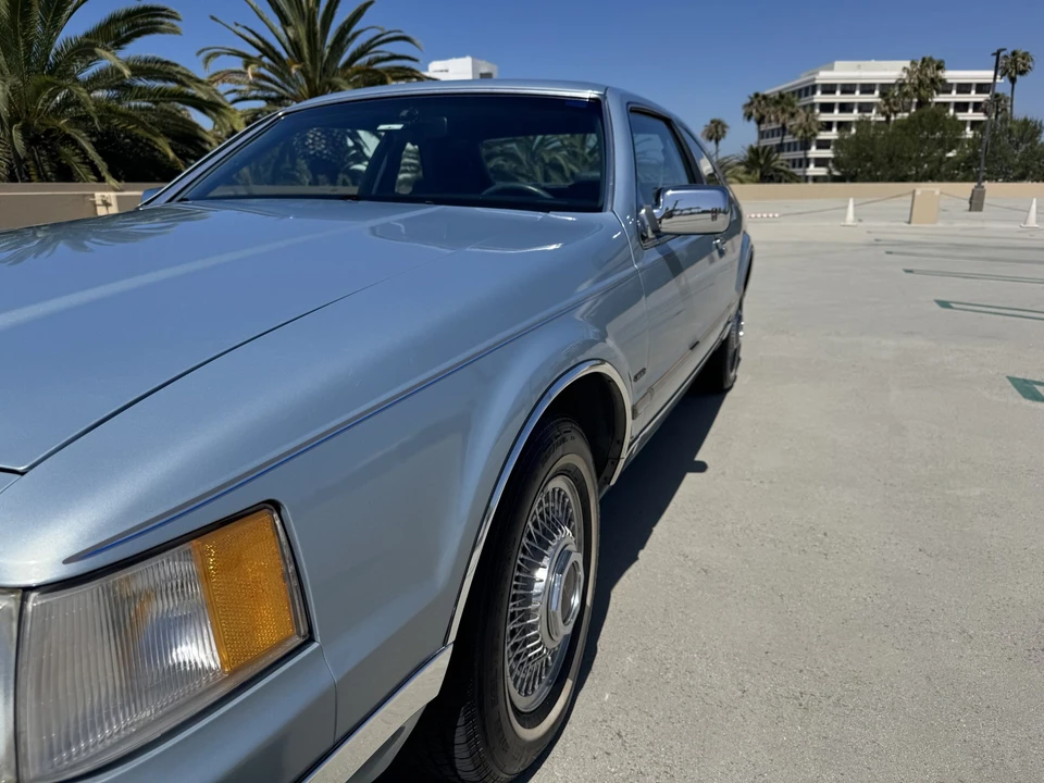 1990 Lincoln Continental Mark VII - Image 25 of 31