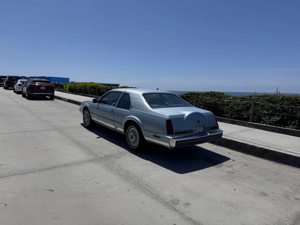 1990 Lincoln Continental Mark VII - Image 22 of 31