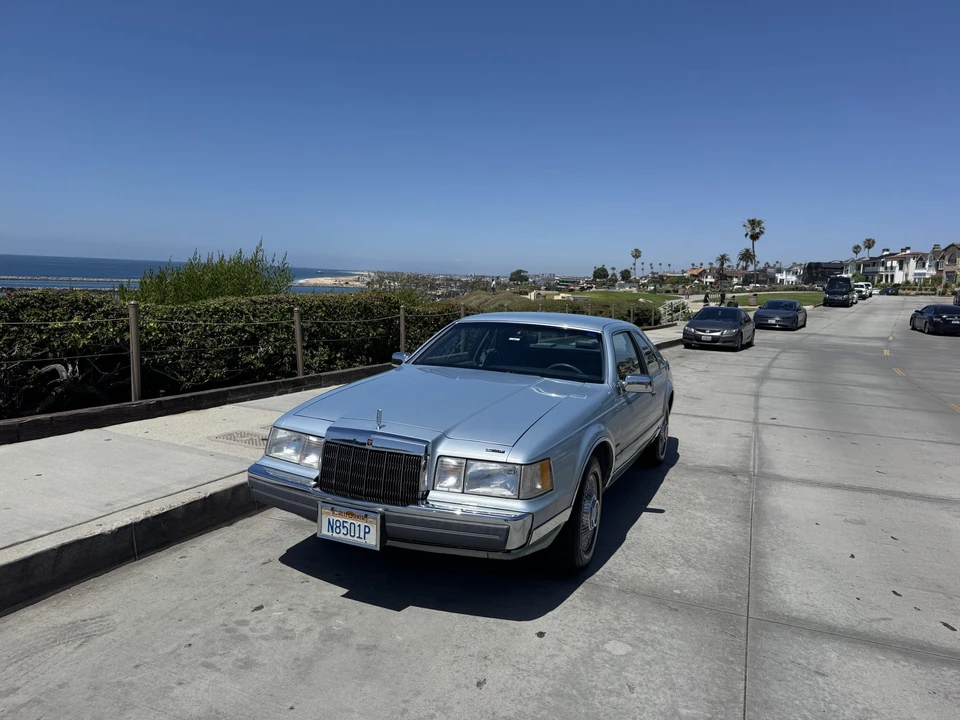 1990 Lincoln Continental Mark VII - Image 19 of 31