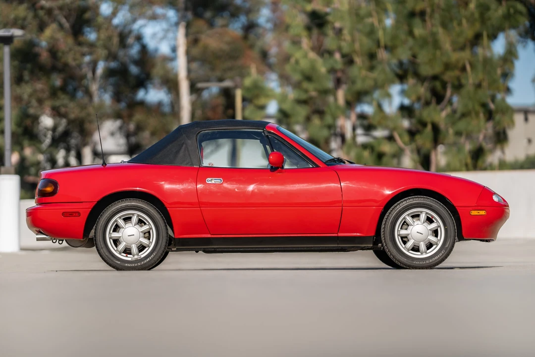 1990 Mazda NA MX-5 Miata - Image 12 of 31
