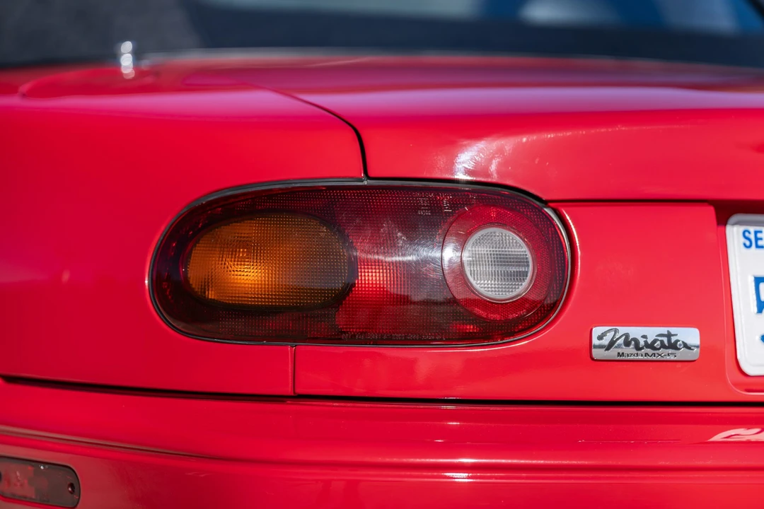 1990 Mazda NA MX-5 Miata - Image 28 of 31