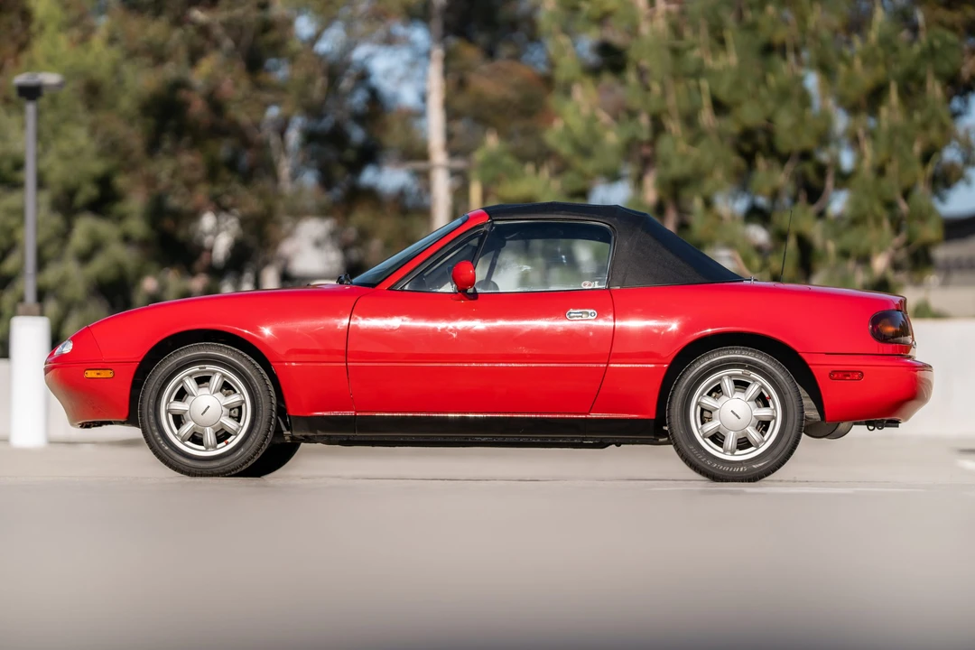 1990 Mazda NA MX-5 Miata - Image 16 of 31