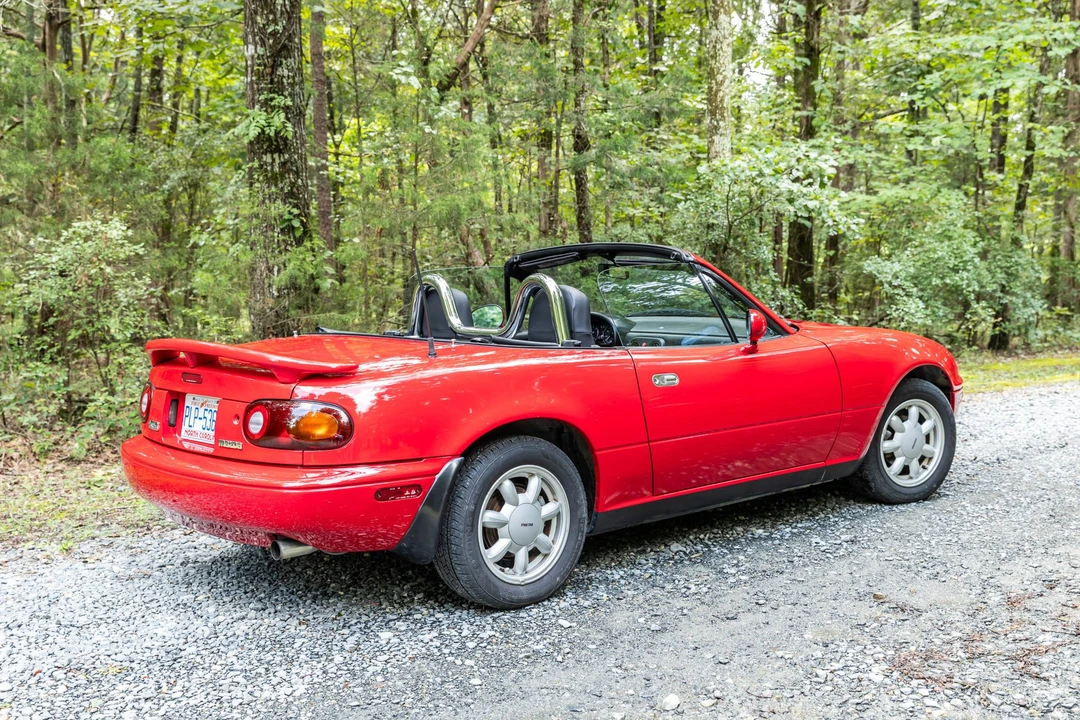 1990 Mazda NA MX-5 Miata - Image 6 of 31