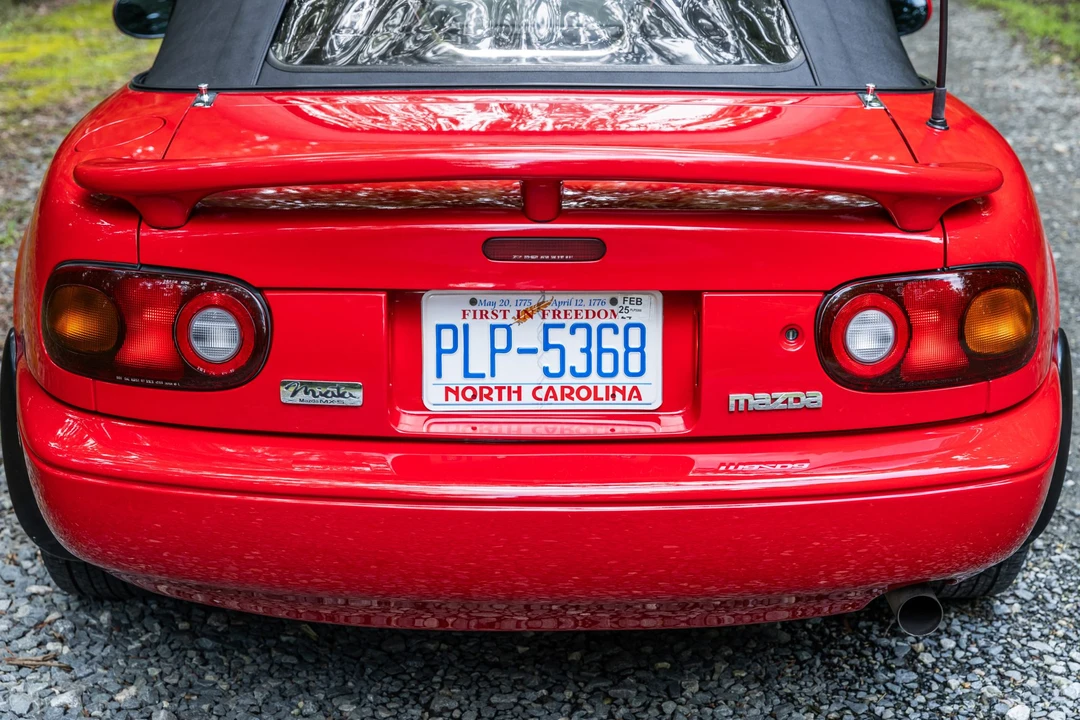 1990 Mazda NA MX-5 Miata - Image 27 of 31