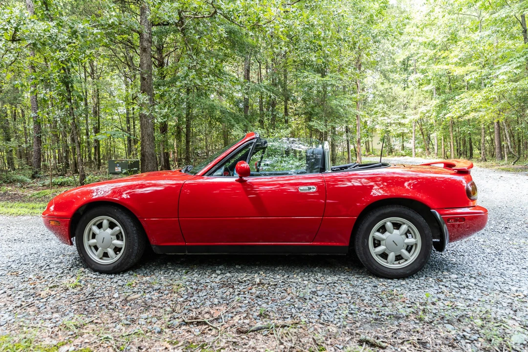 1990 Mazda NA MX-5 Miata - Image 9 of 31