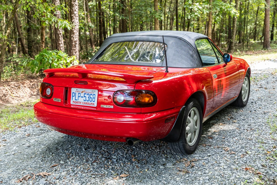 1990 Mazda NA MX-5 Miata - Image 14 of 31