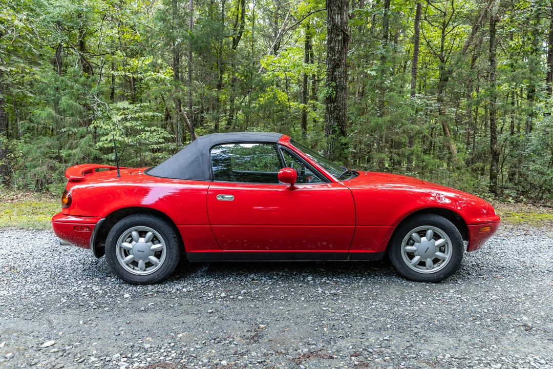 1990 Mazda NA MX-5 Miata - Image 13 of 31