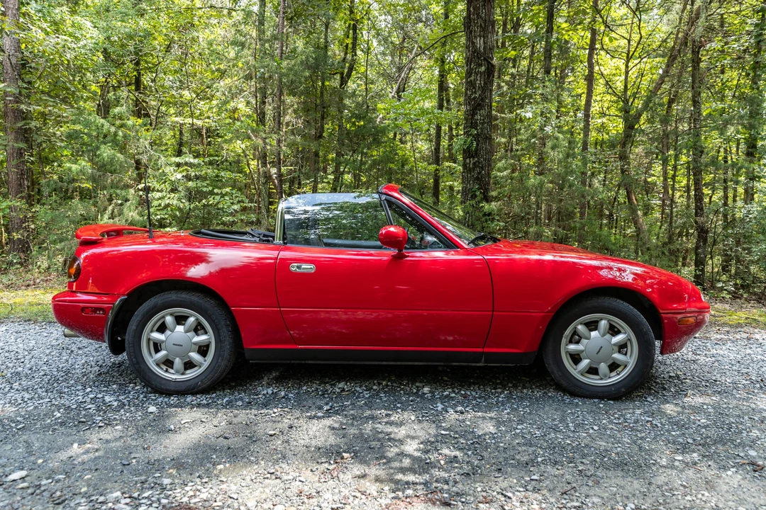 1990 Mazda NA MX-5 Miata - Image 5 of 31