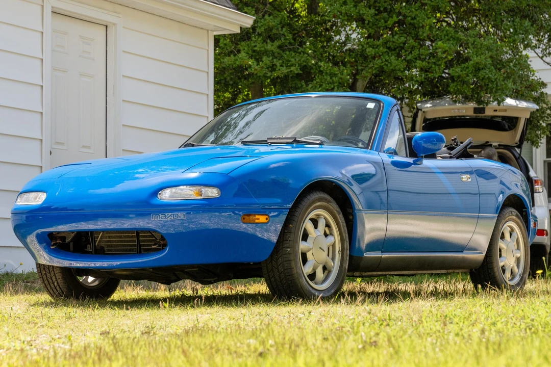 1990 Mazda NA MX-5 Miata - Image 2 of 31
