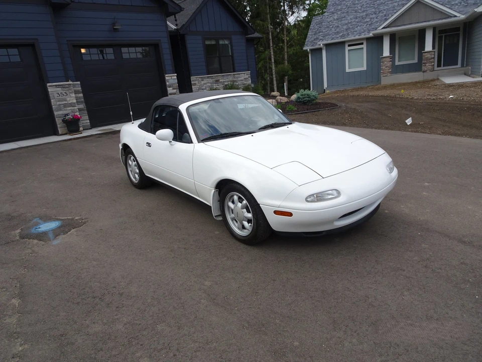 1990 Mazda NA MX-5 Miata - Image 8 of 31