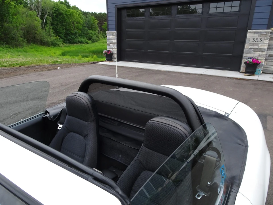 1990 Mazda NA MX-5 Miata - Image 21 of 31