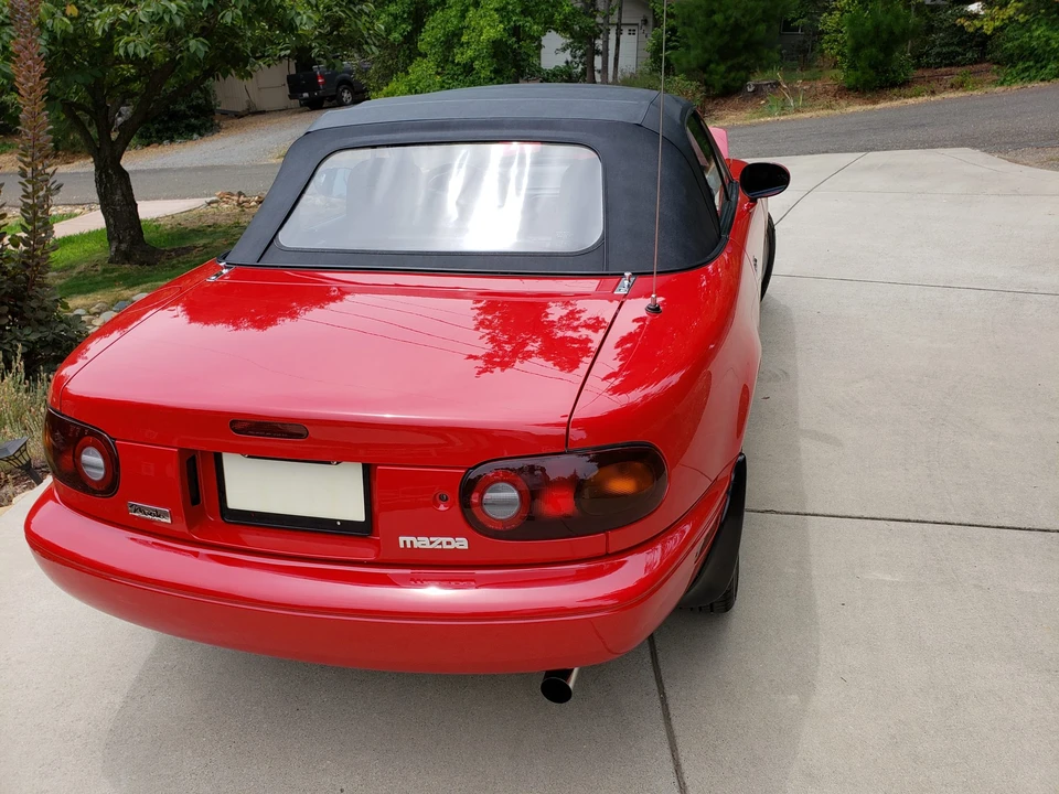 1990 Mazda NA MX-5 Miata - Image 23 of 31