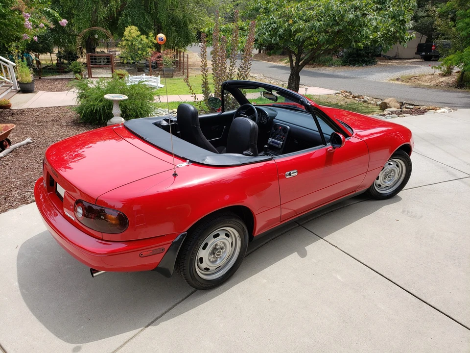 1990 Mazda NA MX-5 Miata - Image 9 of 31