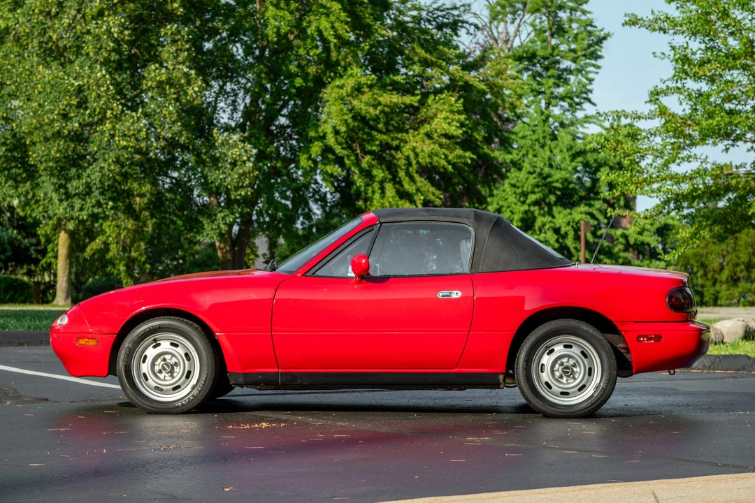 1990 Mazda NA MX-5 Miata - Image 10 of 31