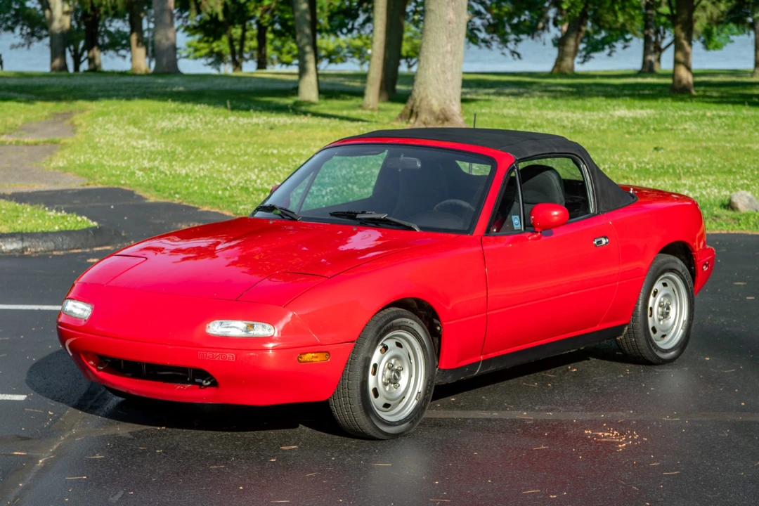 1990 Mazda NA MX-5 Miata - Image 9 of 31