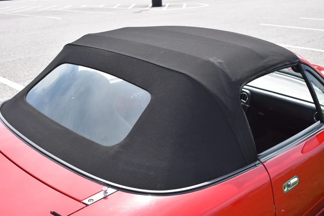 1990 Mazda NA MX-5 Miata - Image 28 of 31