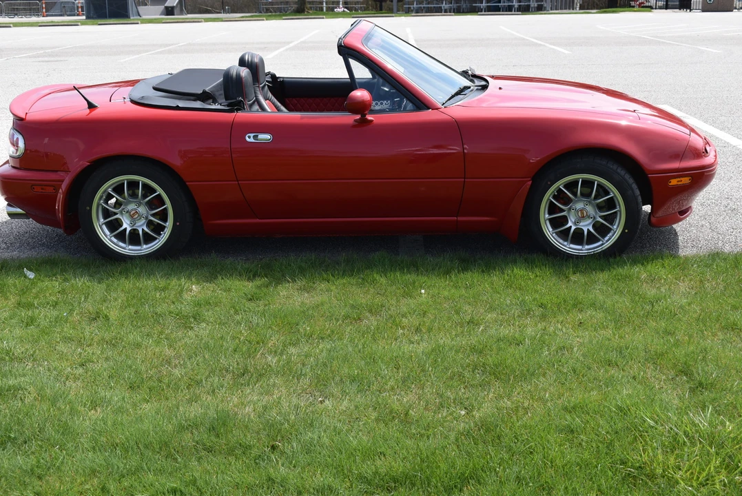 1990 Mazda NA MX-5 Miata - Image 4 of 31
