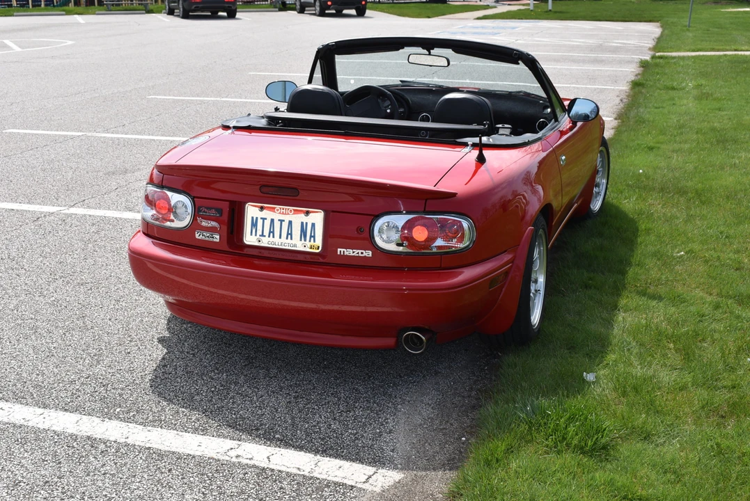 1990 Mazda NA MX-5 Miata - Image 8 of 31