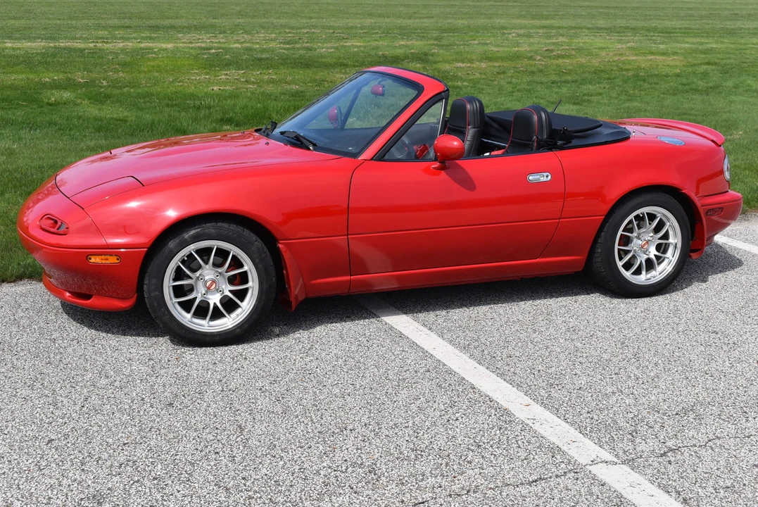 1990 Mazda NA MX-5 Miata - Image 12 of 31