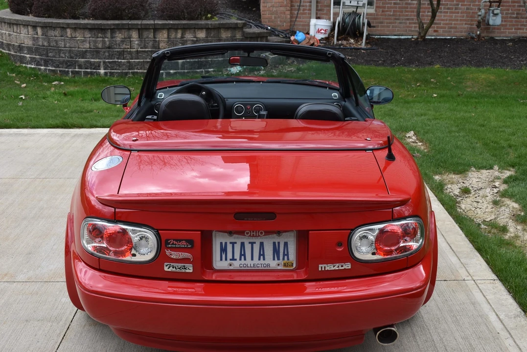1990 Mazda NA MX-5 Miata - Image 18 of 31