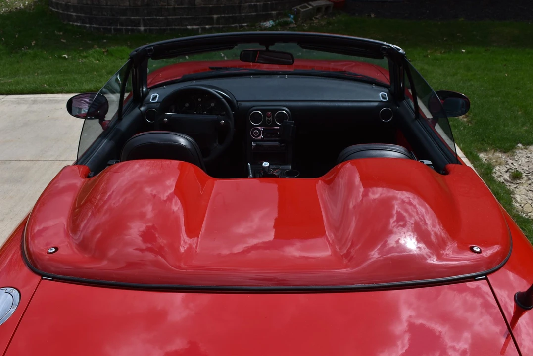 1990 Mazda NA MX-5 Miata - Image 25 of 31