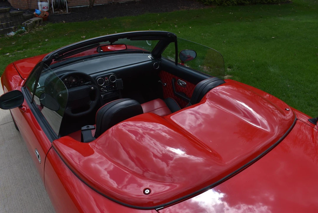 1990 Mazda NA MX-5 Miata - Image 24 of 31