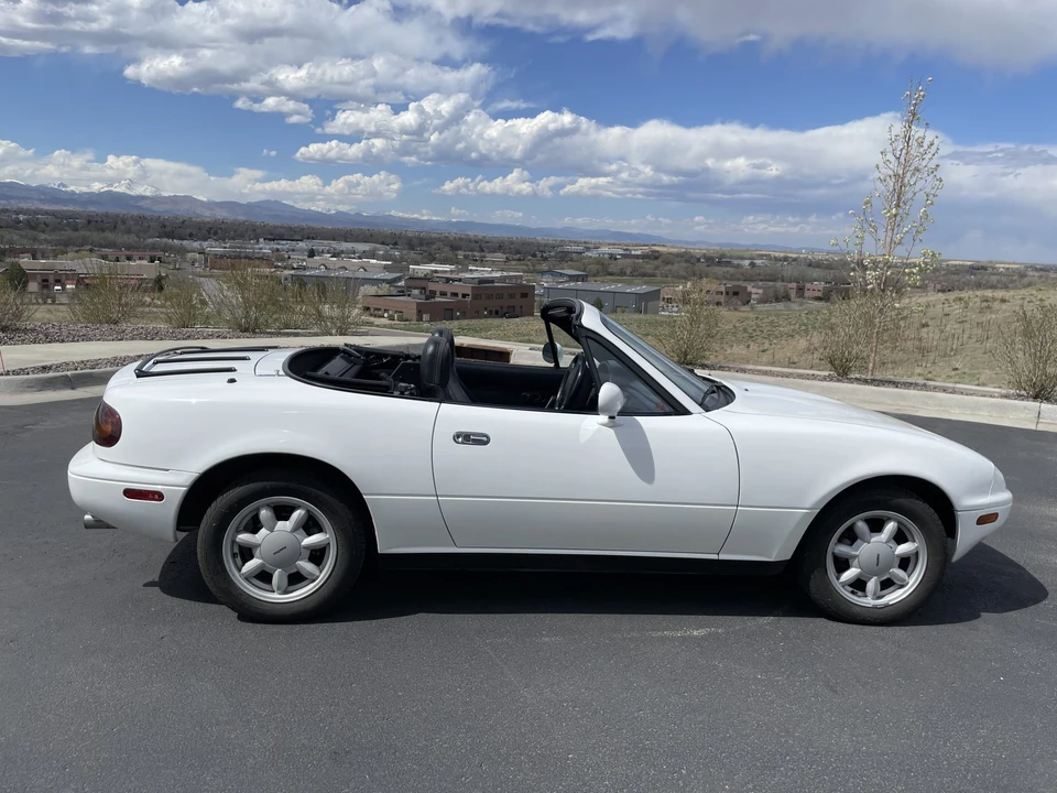 1990 Mazda NA MX-5 Miata - Image 16 of 31