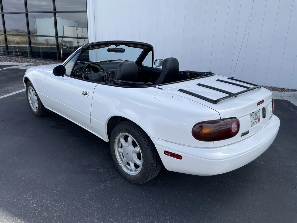 1990 Mazda NA MX-5 Miata - Image 9 of 31
