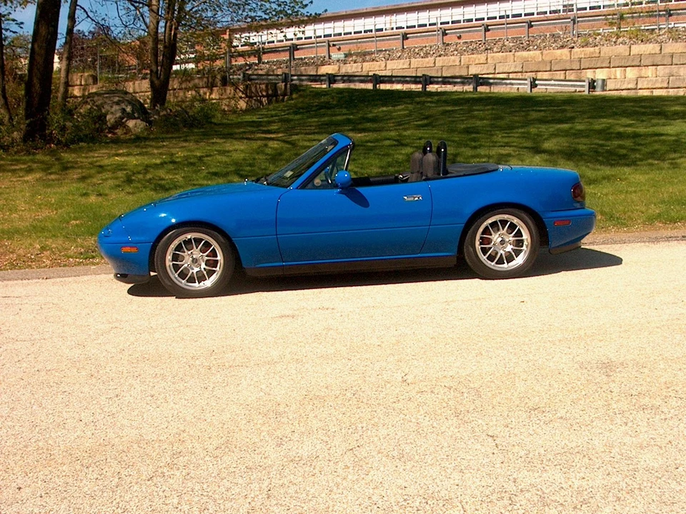1990 Mazda NA MX-5 Miata - Image 4 of 31