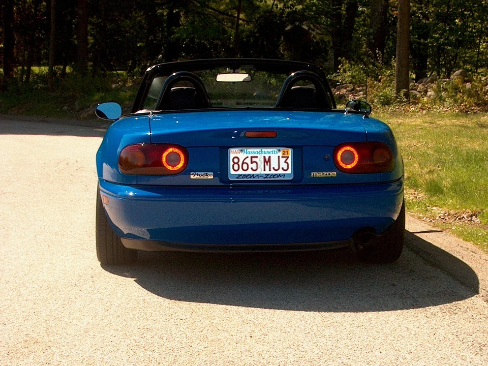1990 Mazda NA MX-5 Miata - Image 8 of 31