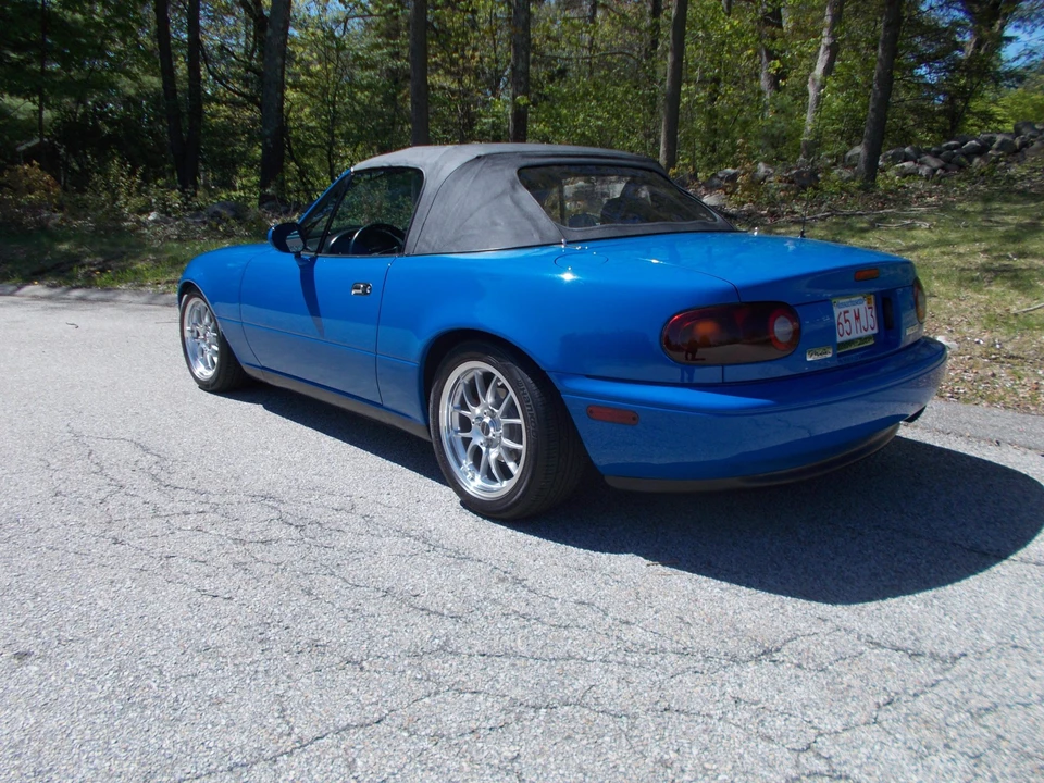 1990 Mazda NA MX-5 Miata - Image 7 of 31