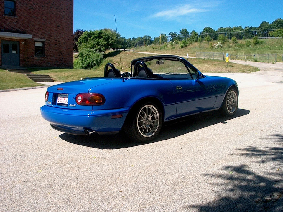 1990 Mazda NA MX-5 Miata - Image 11 of 31