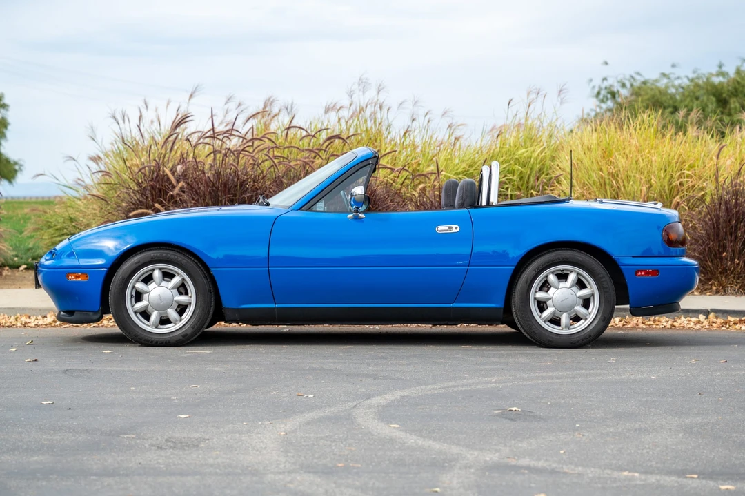 1990 Mazda NA MX-5 Miata - Image 9 of 31