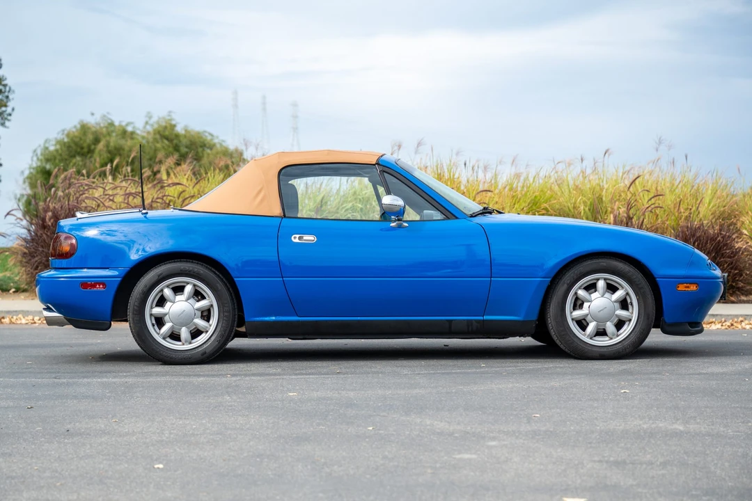 1990 Mazda NA MX-5 Miata - Image 14 of 31
