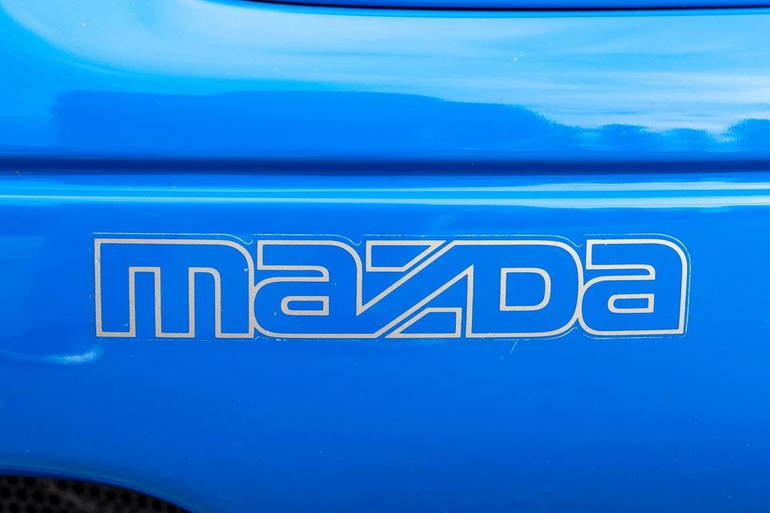 1990 Mazda NA MX-5 Miata - Image 28 of 31