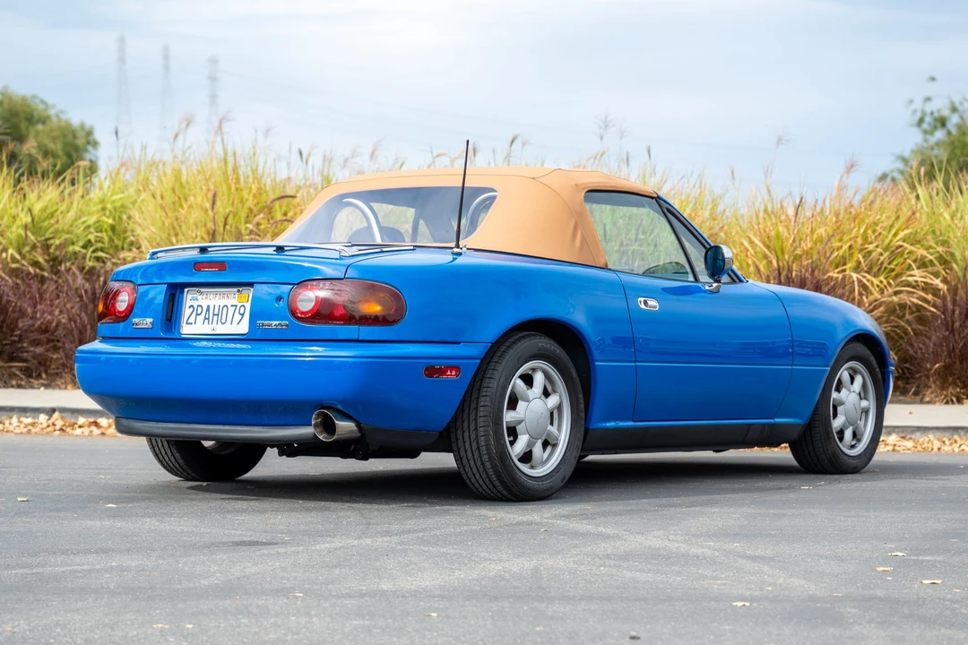 1990 Mazda NA MX-5 Miata - Image 15 of 31