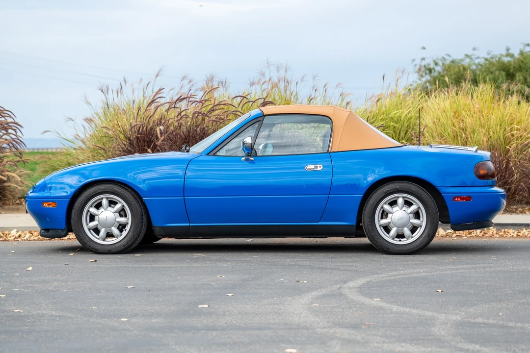 1990 Mazda NA MX-5 Miata - Image 18 of 31