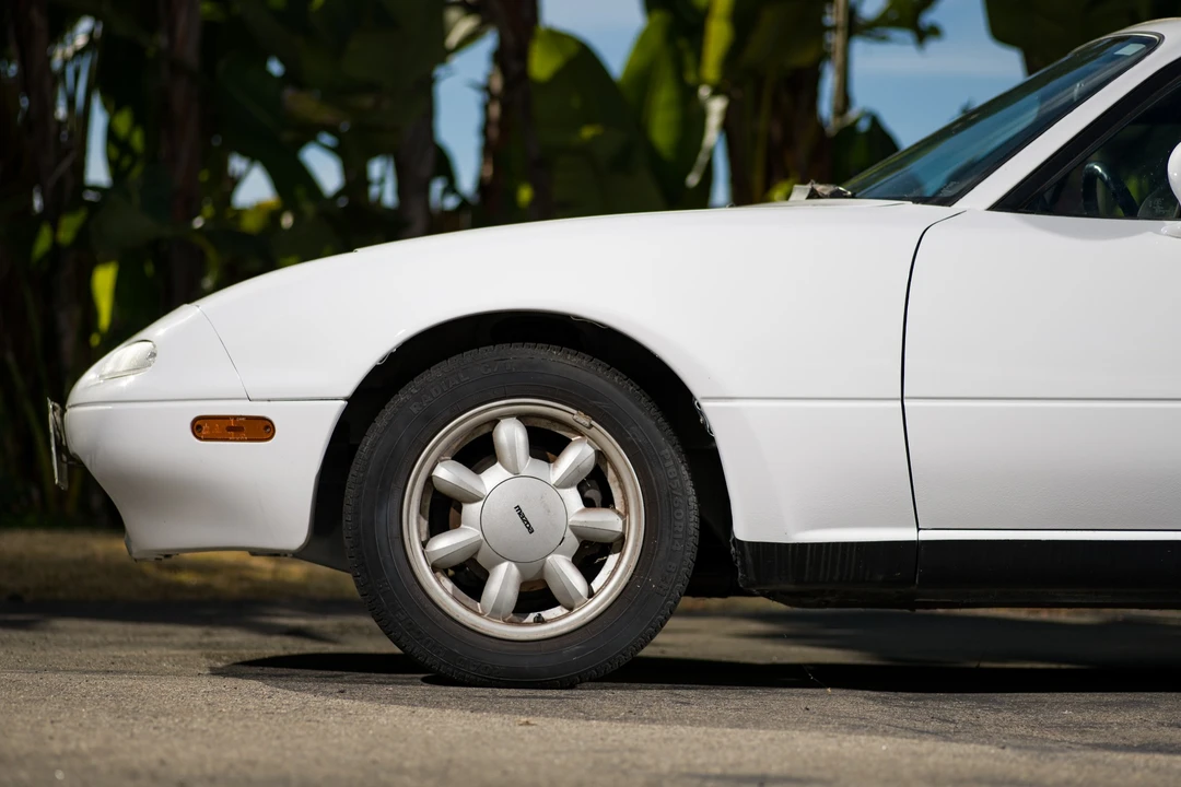 1990 Mazda NA MX-5 Miata - Image 13 of 31