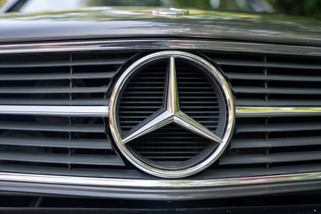 1990 Mercedes-Benz C126 S-Class Coupe - Image 16 of 31