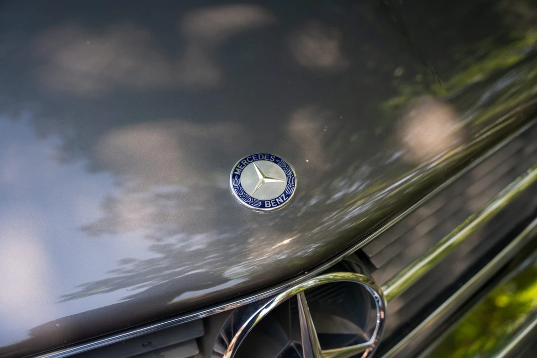 1990 Mercedes-Benz C126 S-Class Coupe - Image 13 of 31