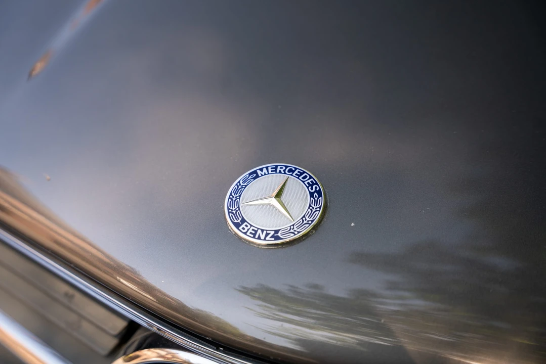 1990 Mercedes-Benz C126 S-Class Coupe - Image 14 of 31