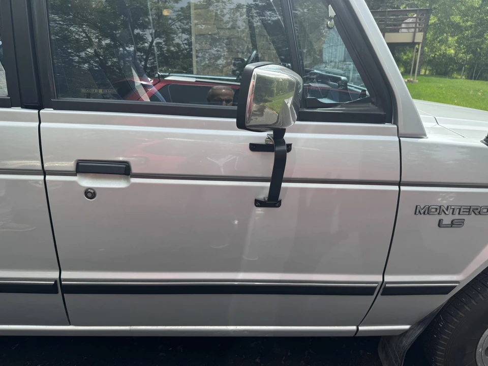 1990 Mitsubishi Pajero/Montero 1st Gen - Image 31 of 31