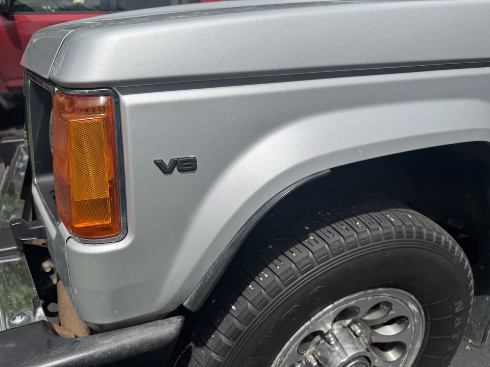 1990 Mitsubishi Pajero/Montero 1st Gen - Image 19 of 31