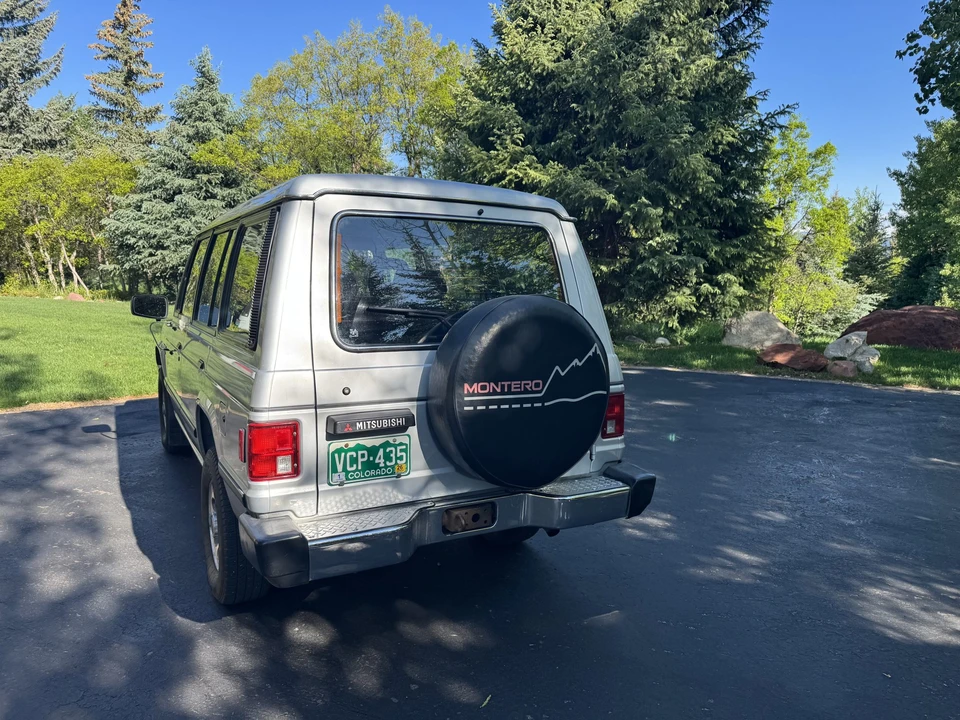 1990 Mitsubishi Pajero/Montero 1st Gen - Image 10 of 31