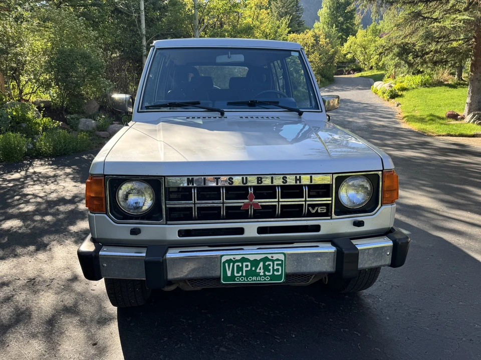 1990 Mitsubishi Pajero/Montero 1st Gen - Image 4 of 31