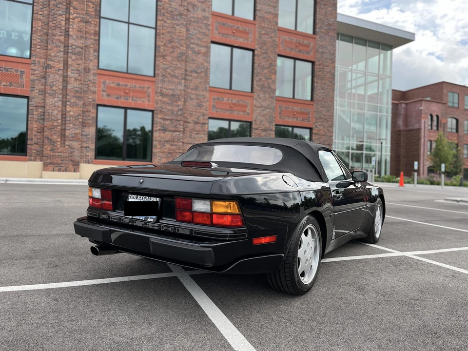 1990 Porsche 944 S2 - Image 27 of 31