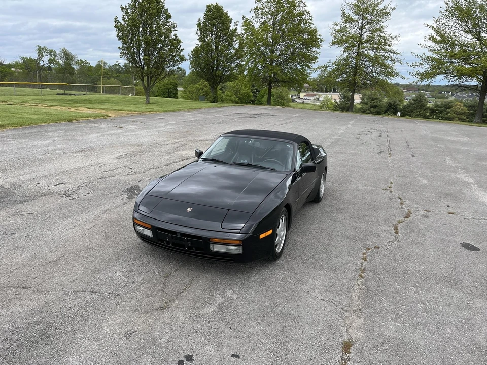 1990 Porsche 944 S2 - Image 3 of 31